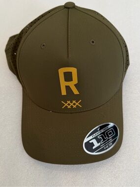 NWT Rhône Peak Hat